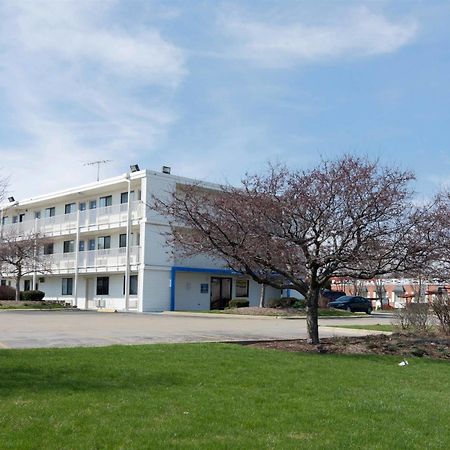 Motel 6 Chicago Southwest - Aurora Eksteriør bilde