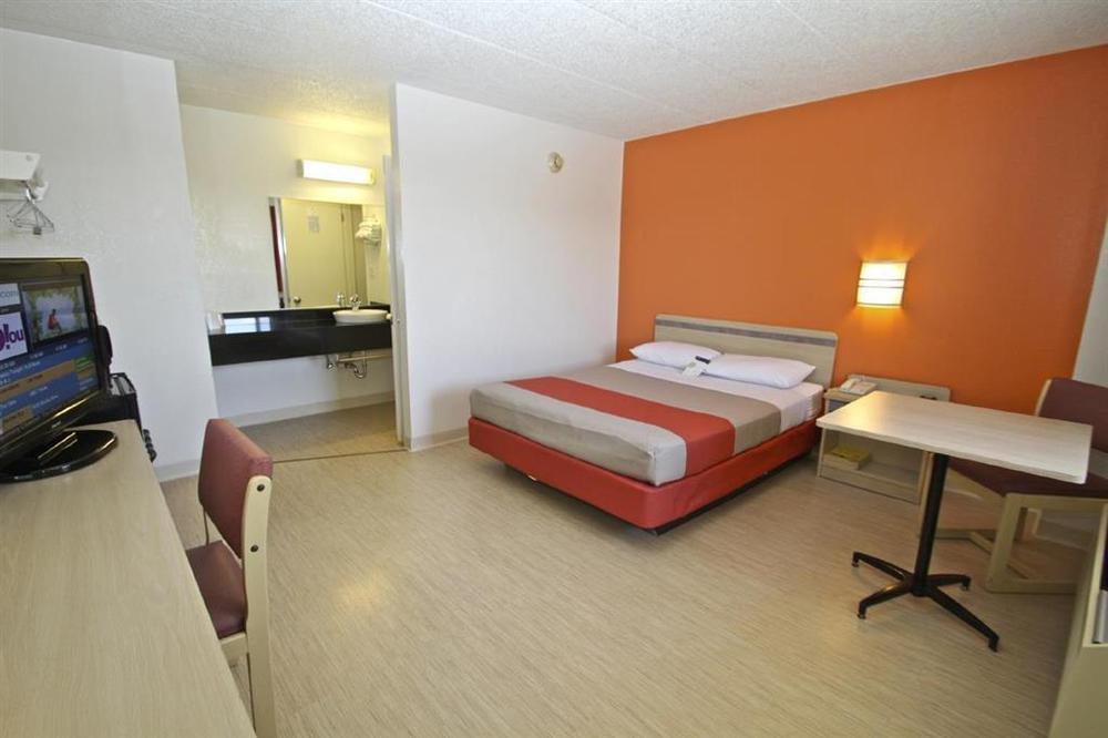 Motel 6 Chicago Southwest - Aurora Rom bilde